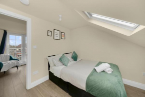Cosy London Apartment on Elizabeth line - Free Parking